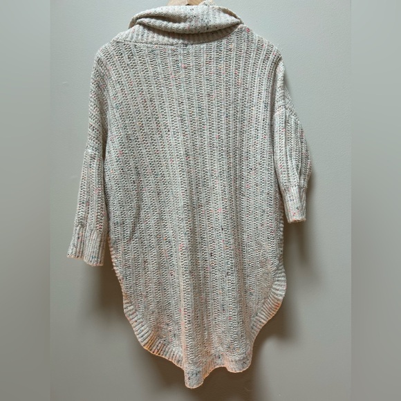 FREE (see details) express knit tunic sweater - Picture 6 of 7